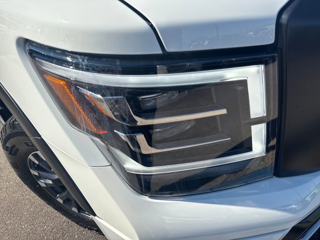 Certified 2024 Nissan Titan PRO-4X w/ Off Road Protection Package image 38