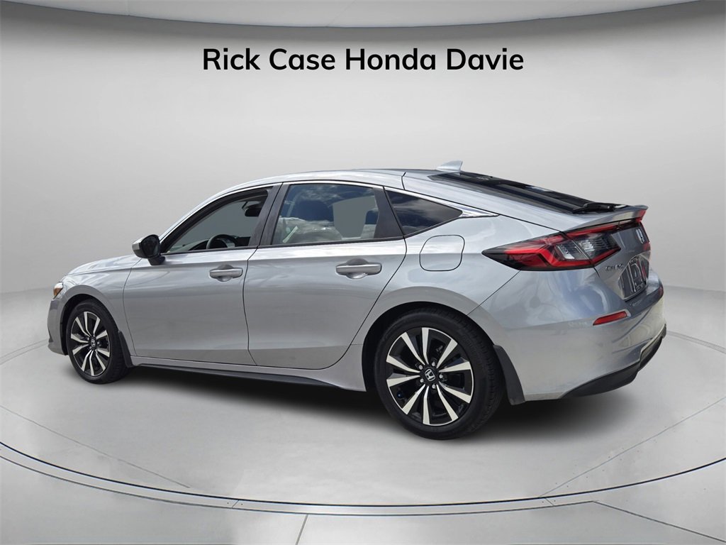 Used 2024 Honda Civic EX-L image 7