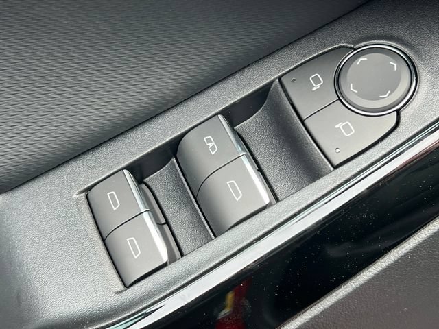 New 2027 Chevrolet Equinox RS w/ Safety and Technology Package AWD/4WD image 15
