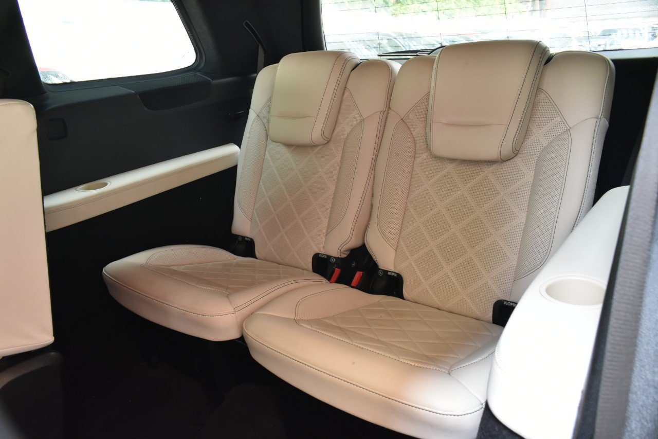 Used 2018 Mercedes-Benz GLS 550 4MATIC image 18