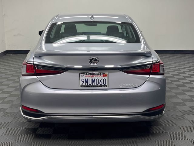 Used 2024 Lexus ES 300h w/ Premium Package image 6