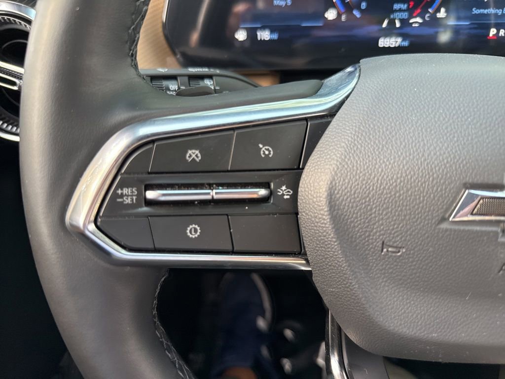 Used 2026 Chevrolet Equinox ACTIV w/ Convenience Package III FWD image 37