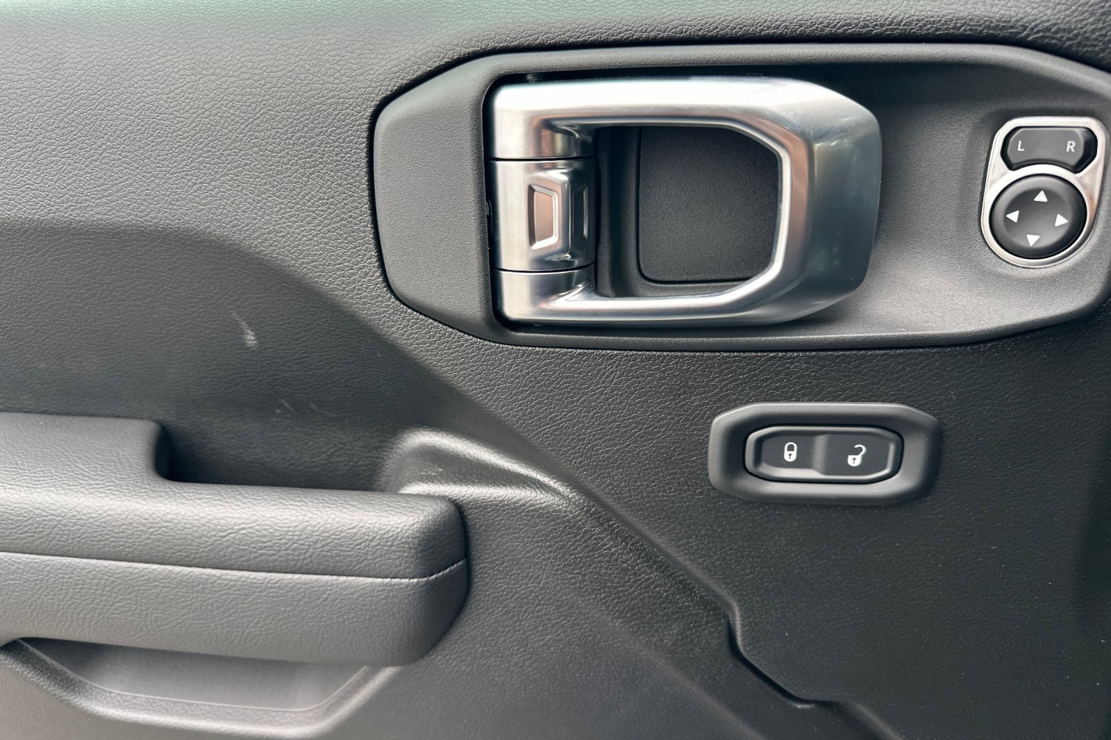 New 2026 Jeep Wrangler Rubicon image 11