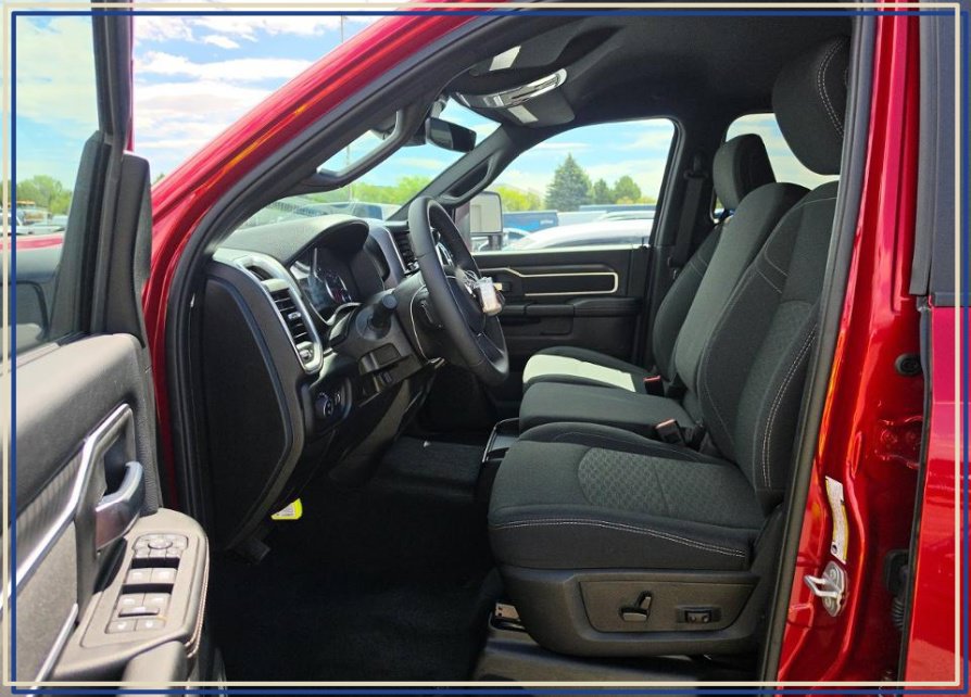 Used 2026 RAM 2500 Big Horn AWD/4WD image 2