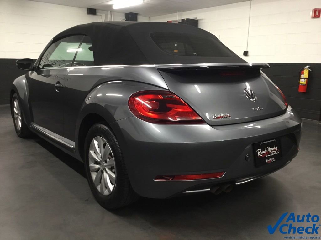 Used 2019 Volkswagen Beetle 2.0T S image 19
