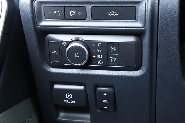 Used 2021 Ford F150 Platinum w/ FX4 Off-Road Package image 32