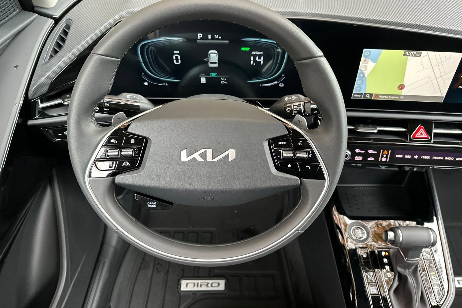 New 2025 Kia Niro EX image 10