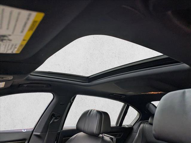 Used 2014 BMW ALPINA B7 image 16