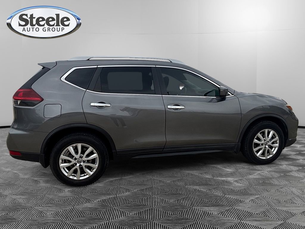 Used 2019 Nissan Rogue S w/ Special Edition Package FWD image 6