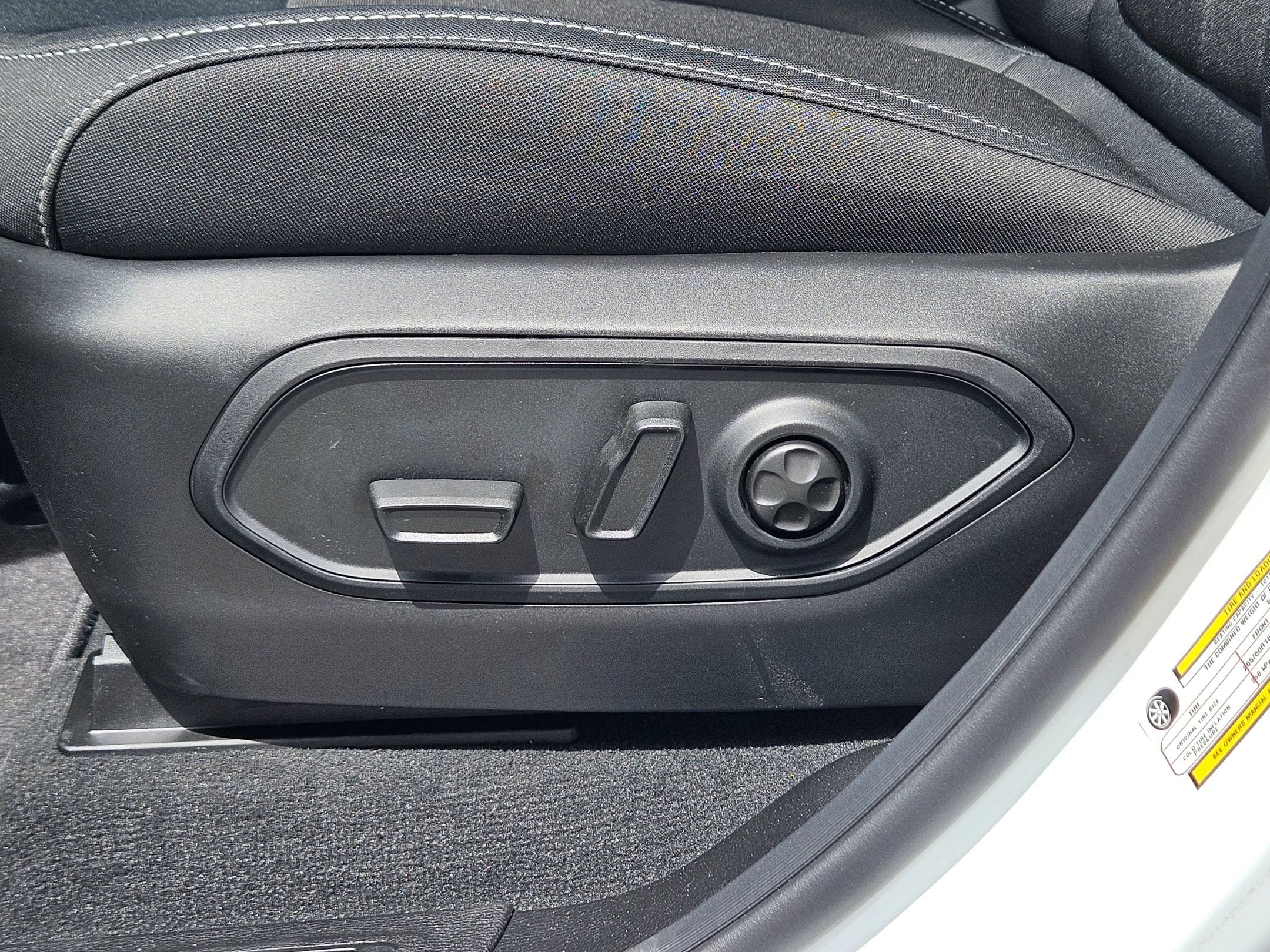 New 2026 Jeep Grand Cherokee L 4WD image 19
