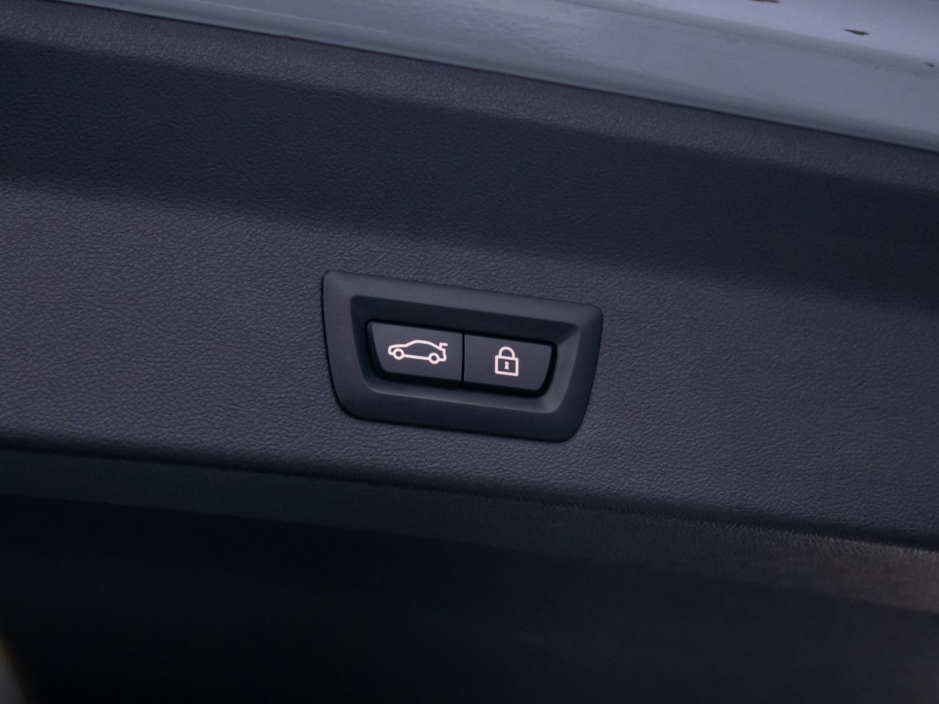 Certified 2023 BMW X3 xDrive30i w/ M Sport Package image 34