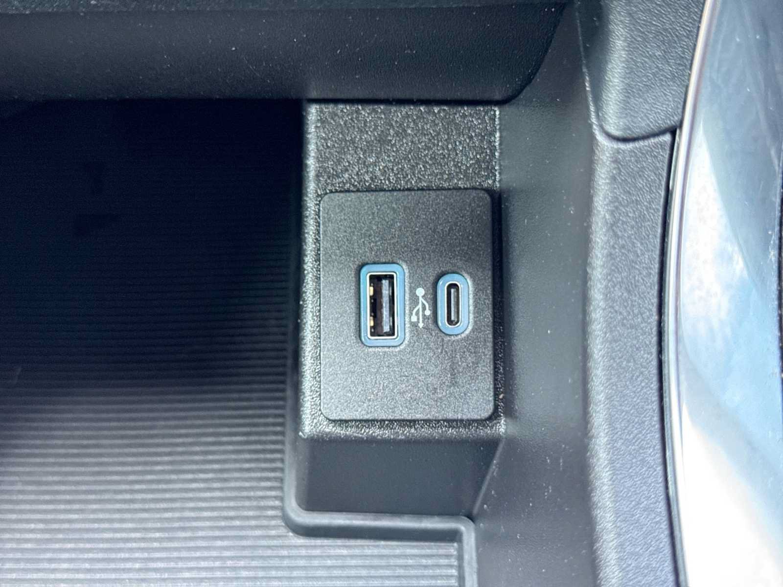 Certified 2023 Ford Edge ST AWD/4WD image 31