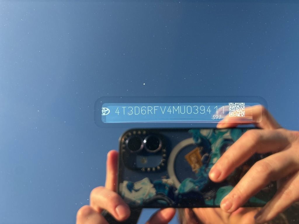 Used 2021 Toyota RAV4 Limited image 37