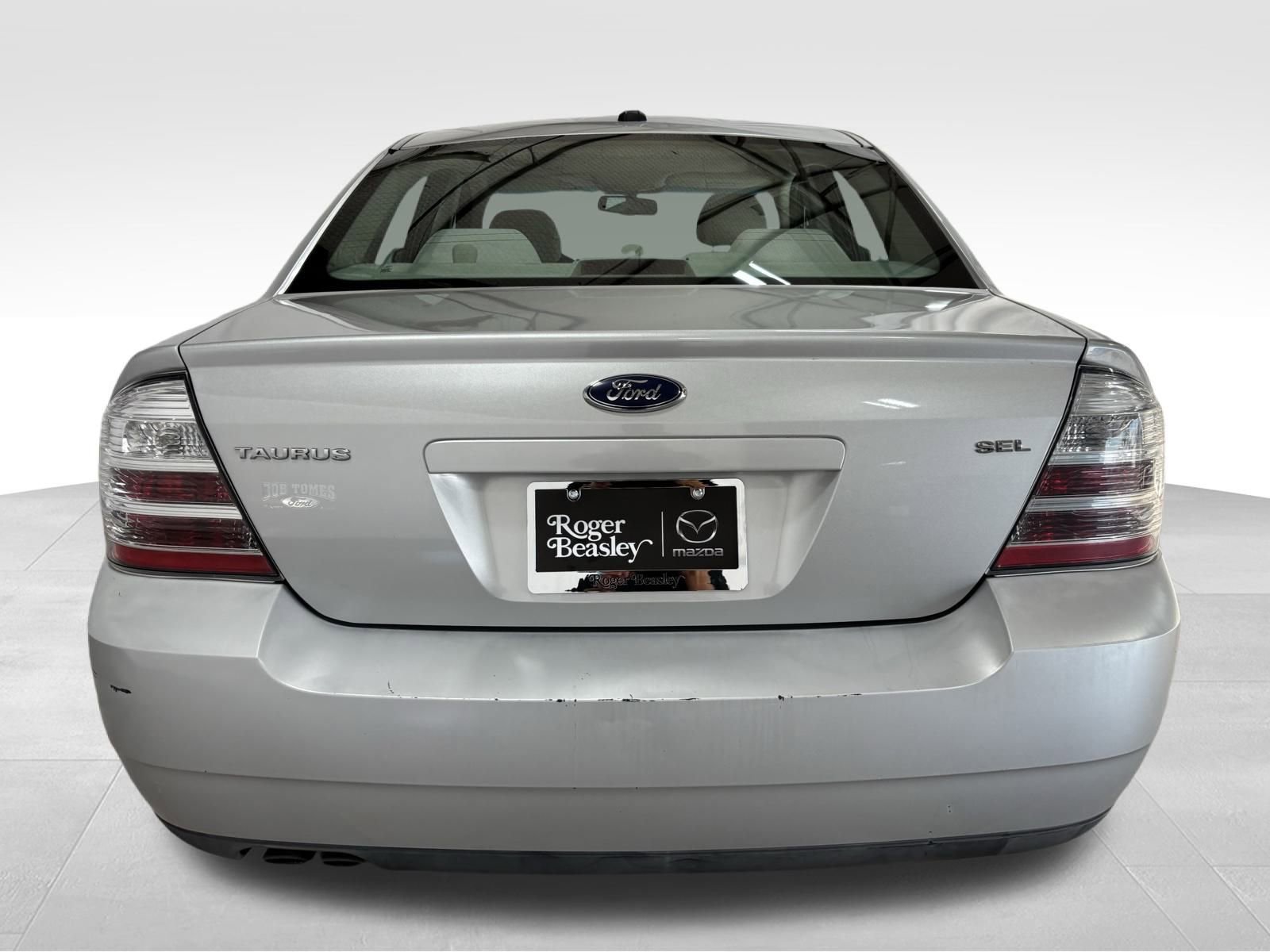 Used 2009 Ford Taurus SEL image 7