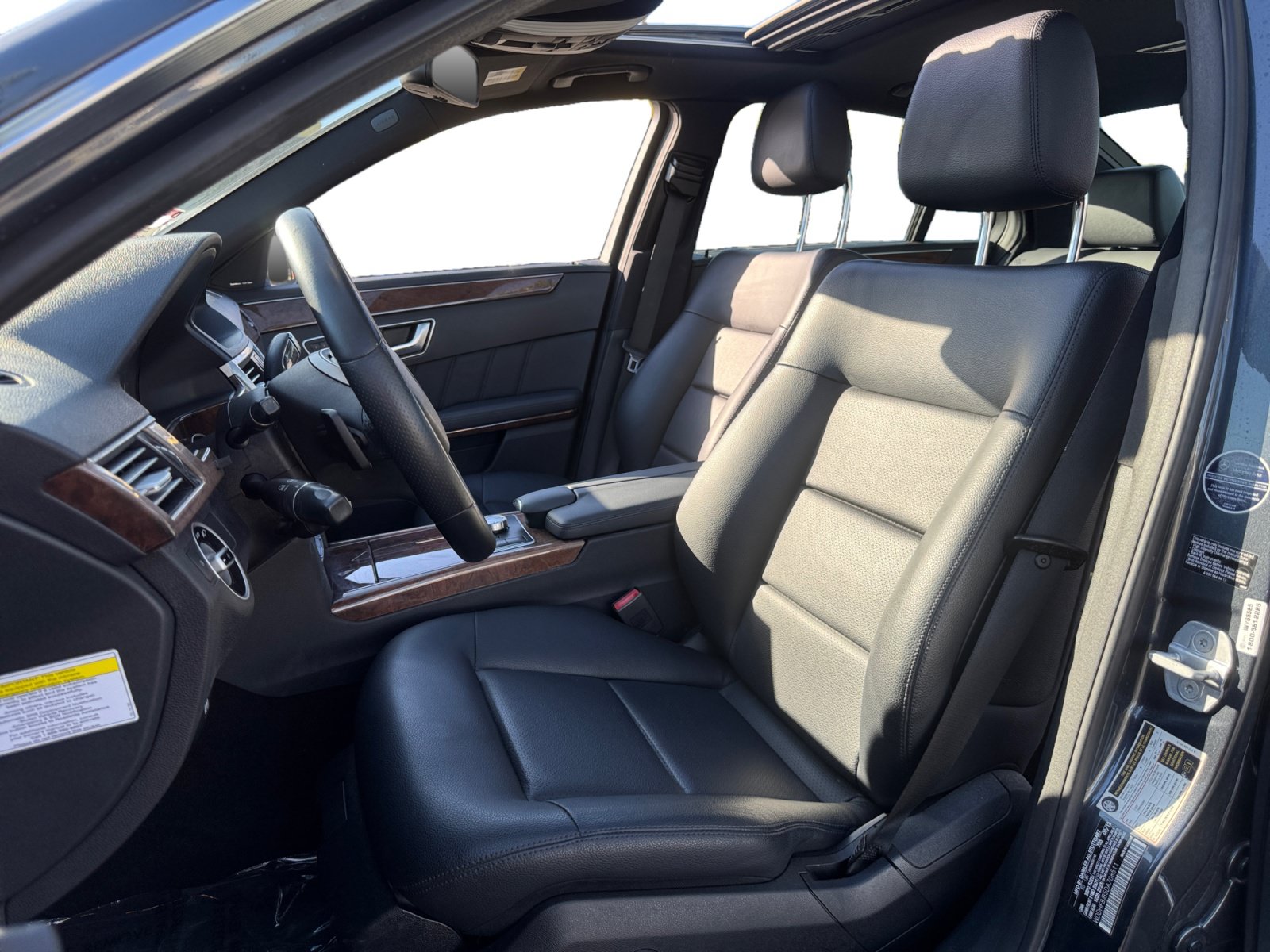 Used 2013 Mercedes-Benz E 350 4MATIC Sedan image 9