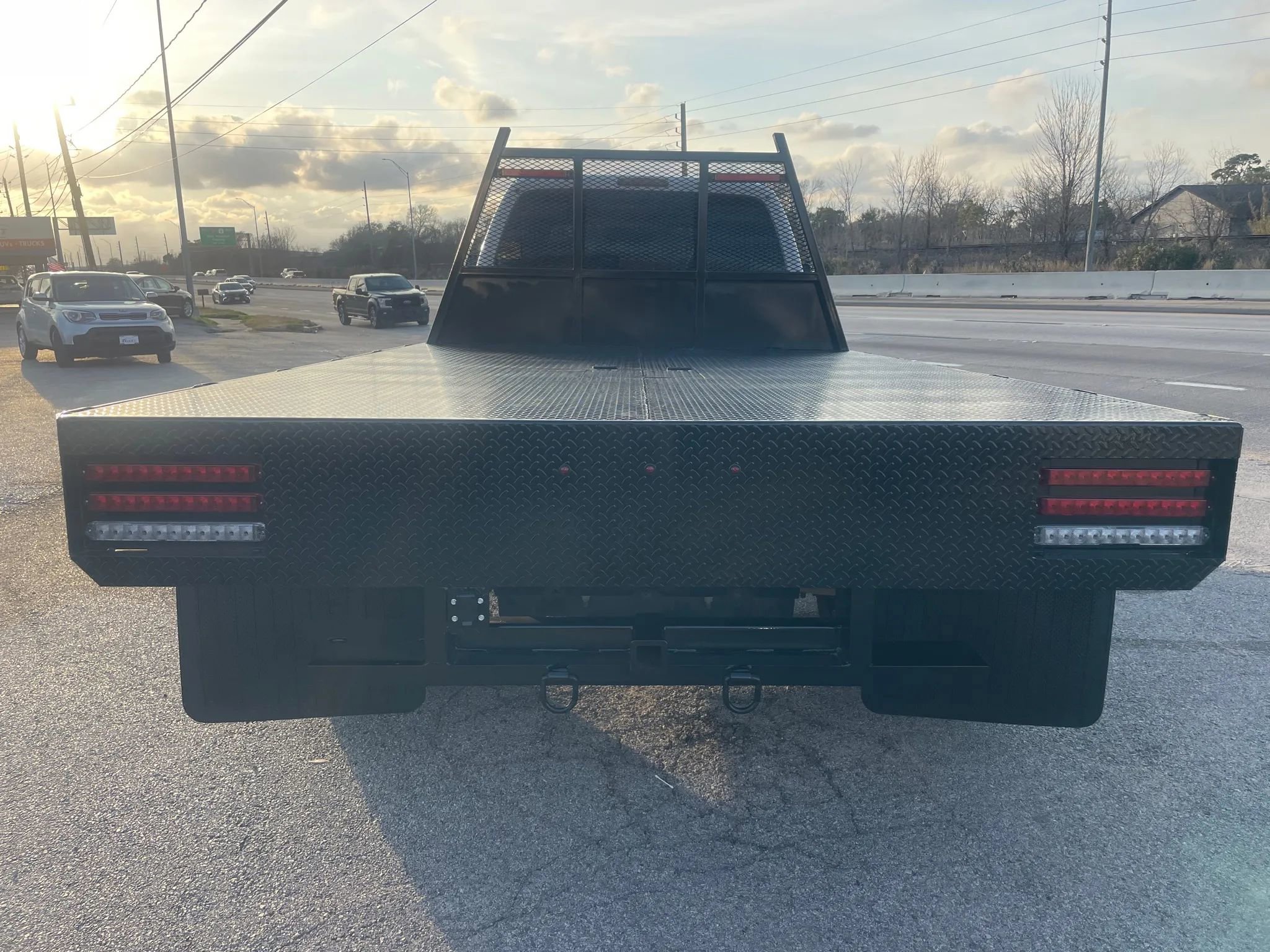 Used 2008 Ford F550 2WD Crew Cab Super Duty image 5