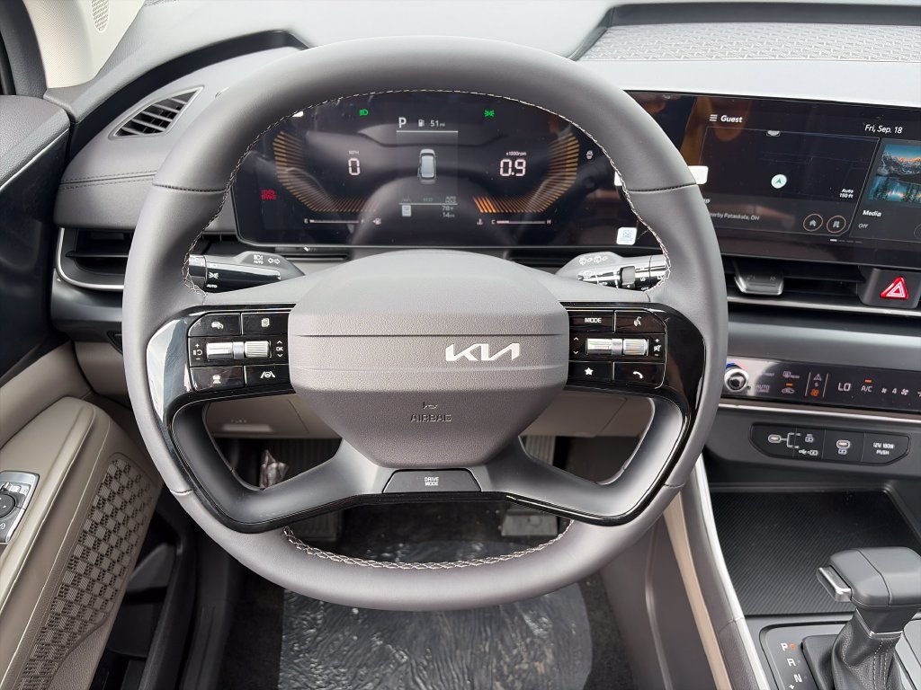 New 2027 Kia Carnival FWD image 11