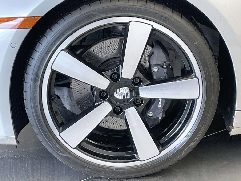 Used 2026 Porsche 911 Carrera image 11