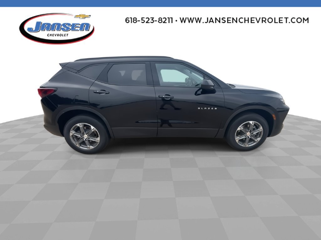 Used 2023 Chevrolet Blazer LT w/ Convenience Package AWD/4WD image 9