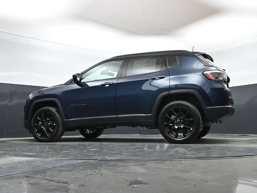 New 2026 Jeep Compass Latitude AWD/4WD image 48