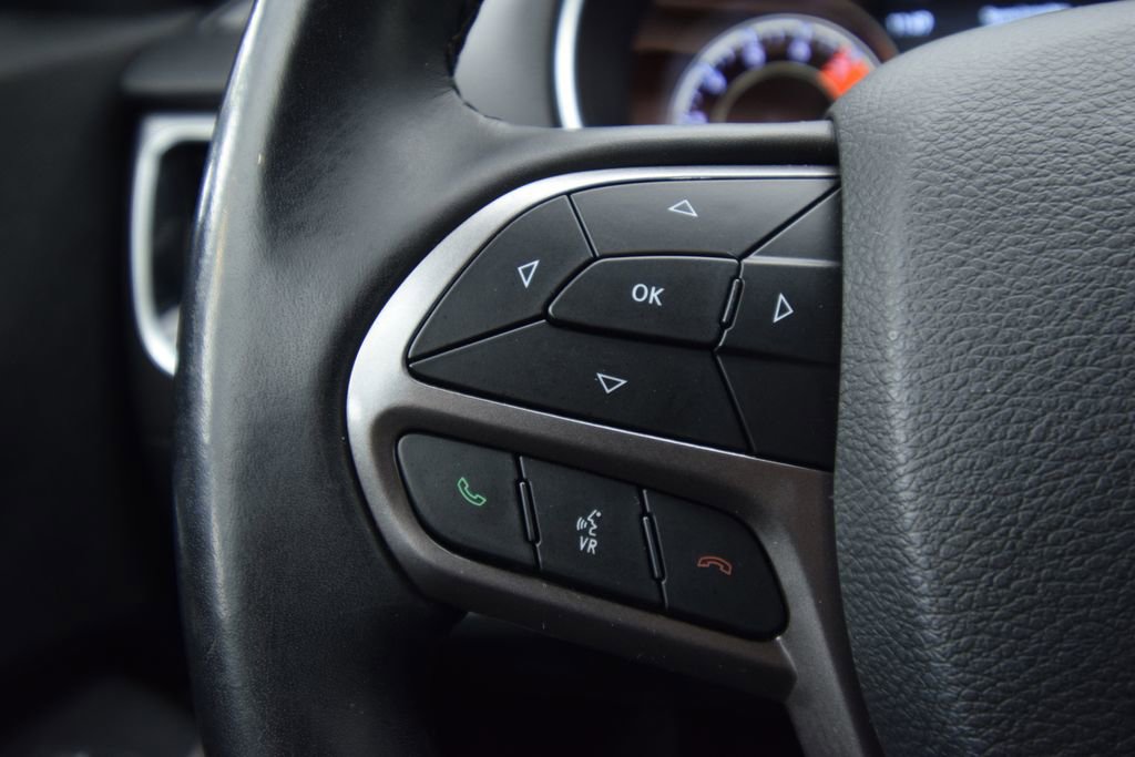 Used 2019 Jeep Cherokee Limited image 35