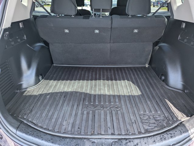 Used 2017 Toyota RAV4 LE w/ All Weather Liner Package AWD/4WD image 30