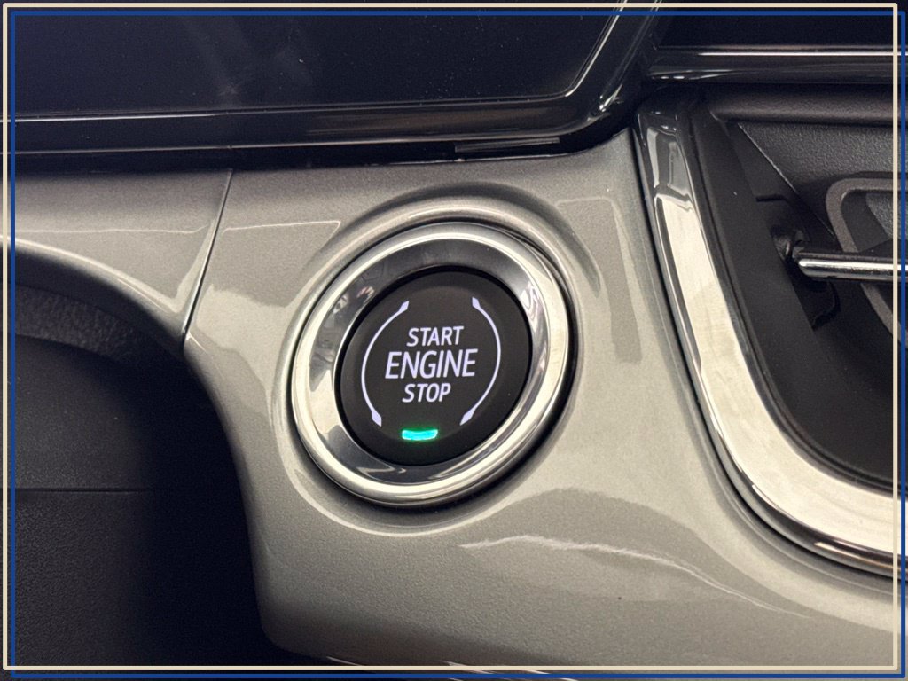 New 2026 Chevrolet Trax LT w/ LT Convenience Package FWD image 18