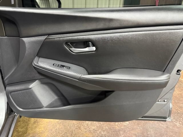 Used 2025 Nissan Sentra SV w/ All-Weather Package FWD image 22