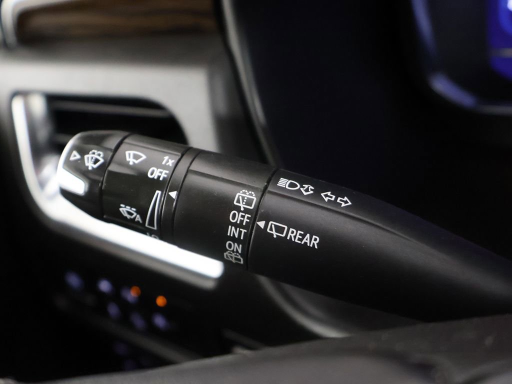 Used 2023 Chevrolet Suburban Premier AWD/4WD image 47
