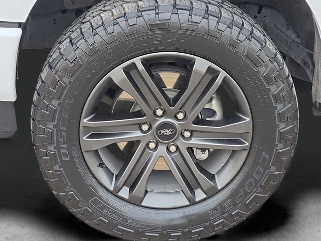 Used 2022 Ford F150 Lariat w/ Max Trailer Tow Package image 9