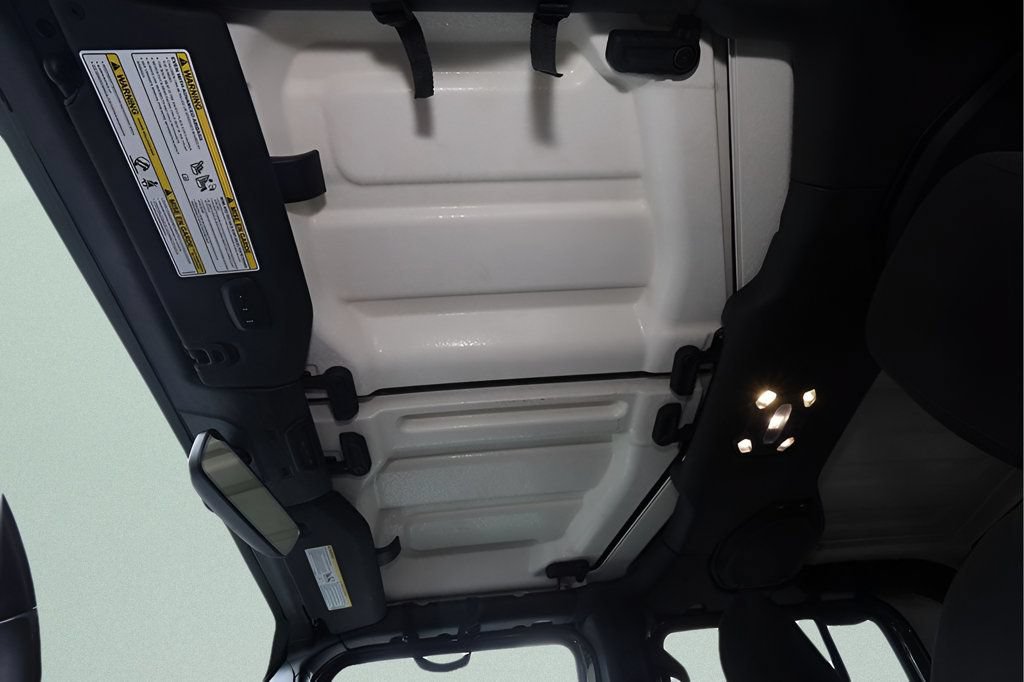 Used 2021 Jeep Gladiator Sport AWD/4WD image 18