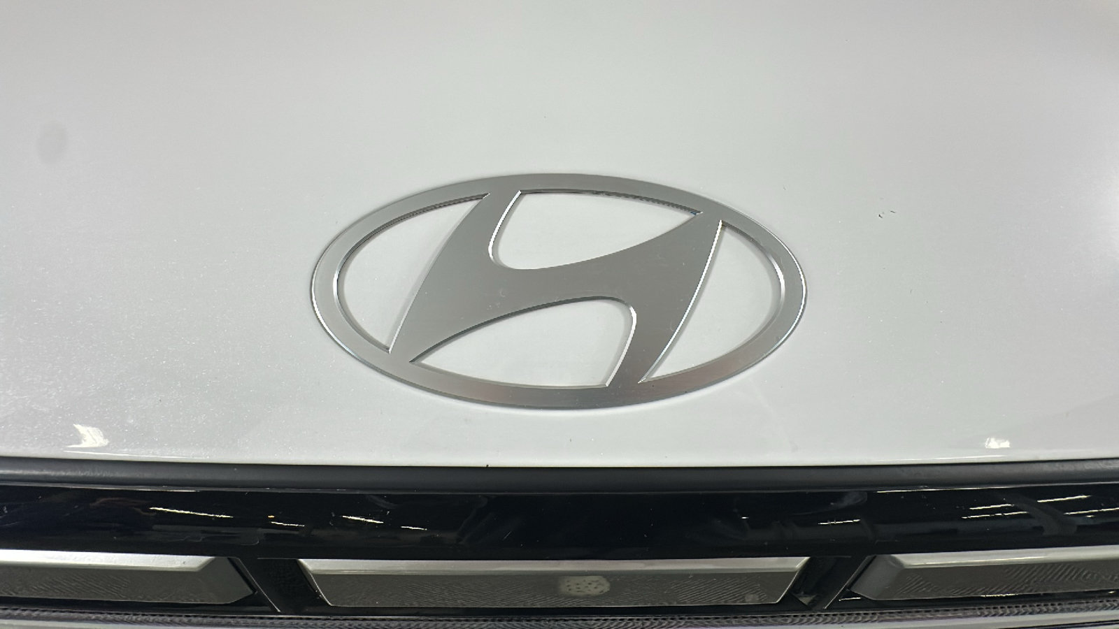 Used 2025 Hyundai Santa Fe SEL AWD/4WD image 10