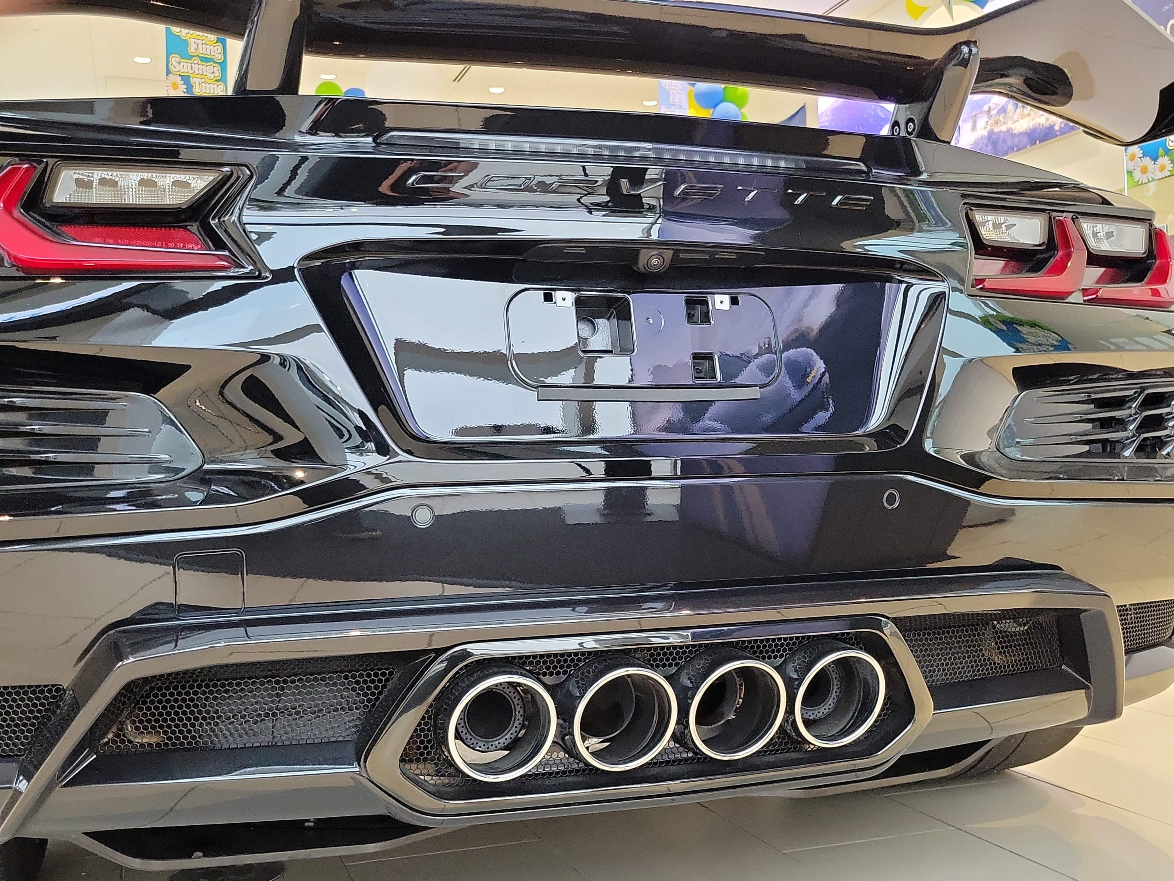 Used 2024 Chevrolet Corvette Z06 w/ Z07 Performance Package RWD image 10