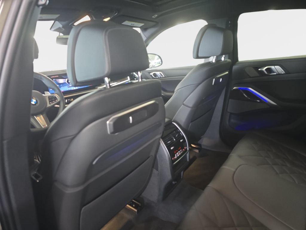 New 2027 BMW X6 xDrive40i AWD/4WD image 7