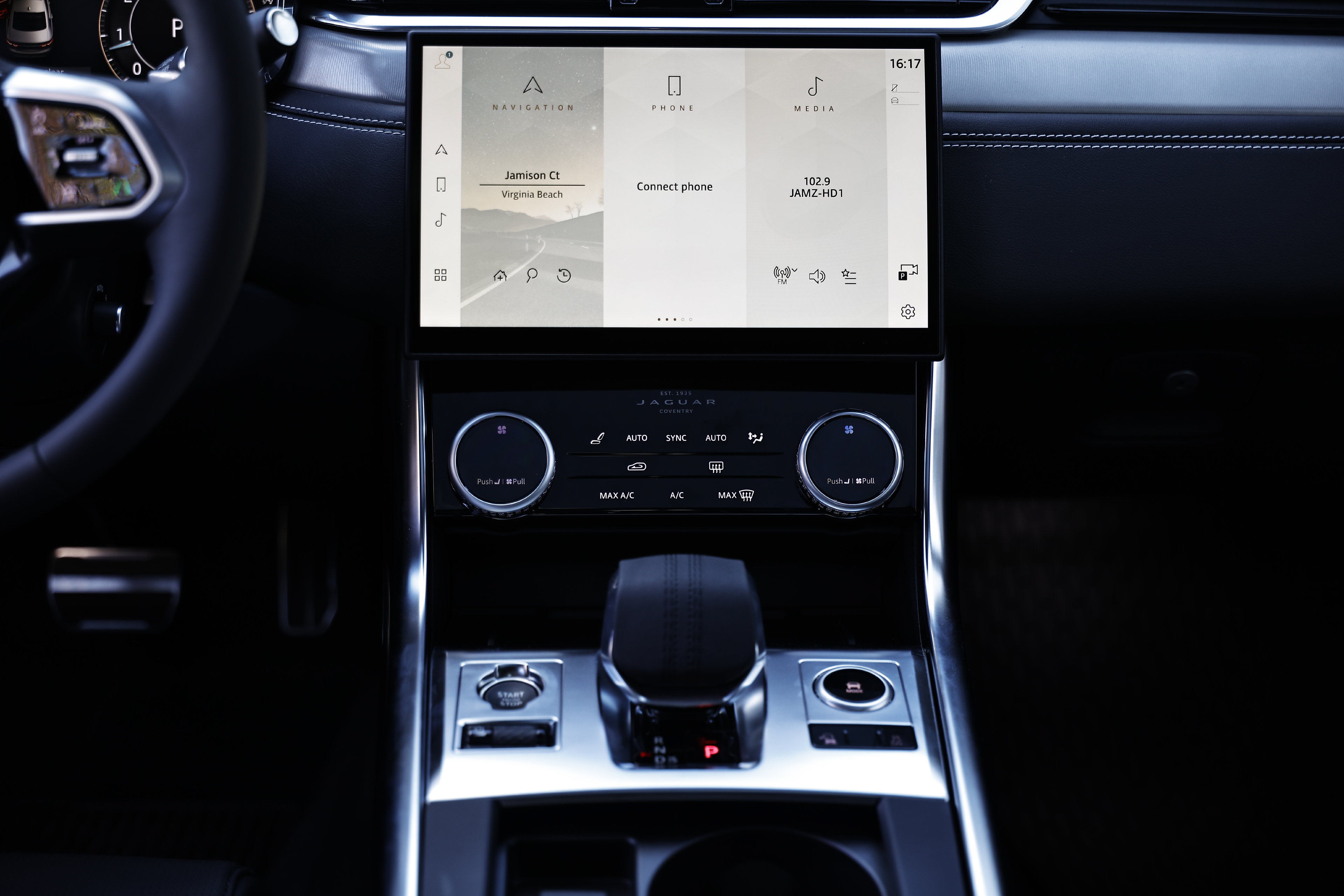 New 2024 Jaguar XF R-Dynamic SE AWD/4WD image 39