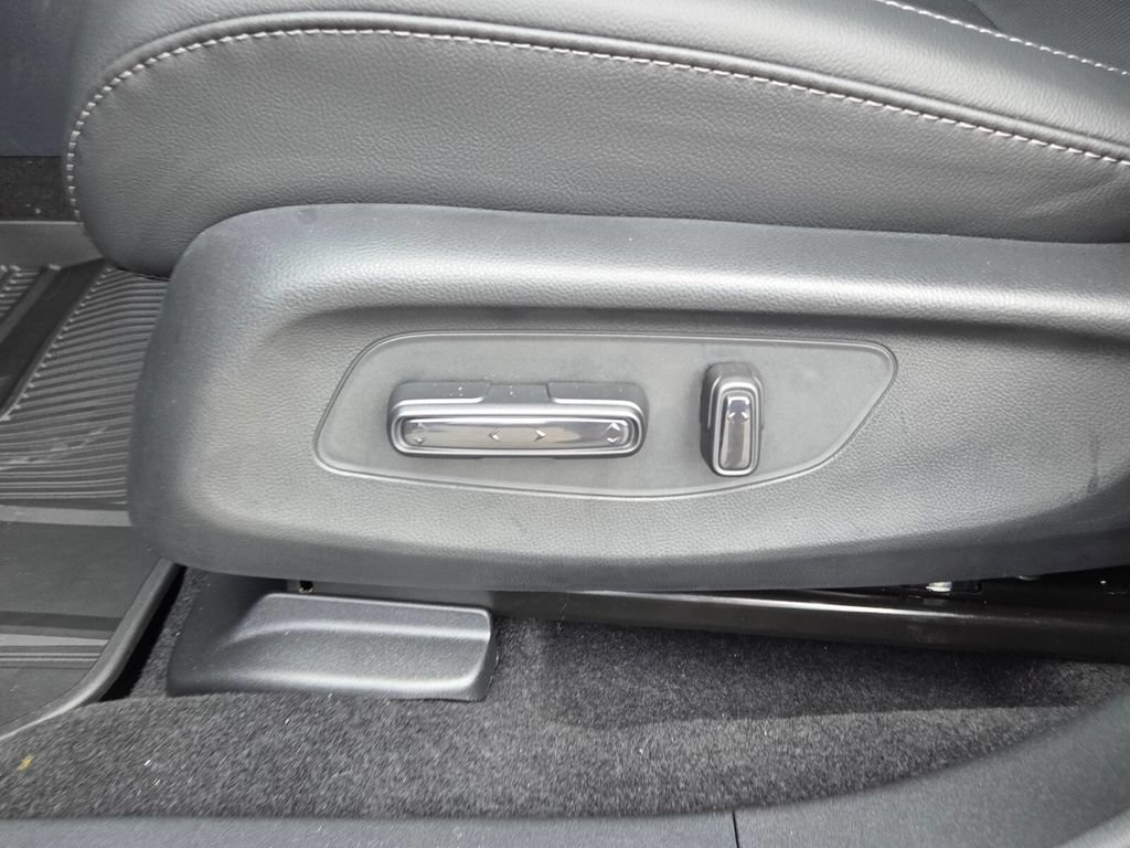 New 2027 Honda HR-V EX-L image 10