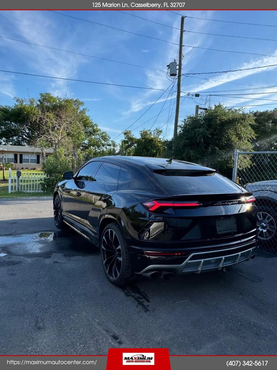 Used 2019 Lamborghini Urus AWD/4WD image 3