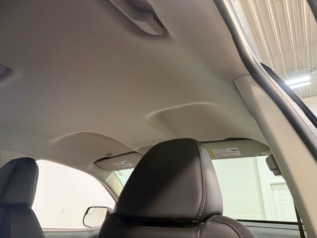 Used 2022 GMC Canyon AT4 image 72