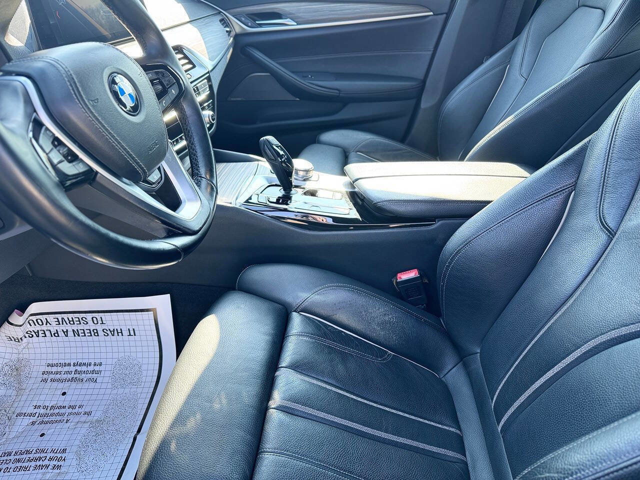 Used 2017 BMW 540i xDrive image 9