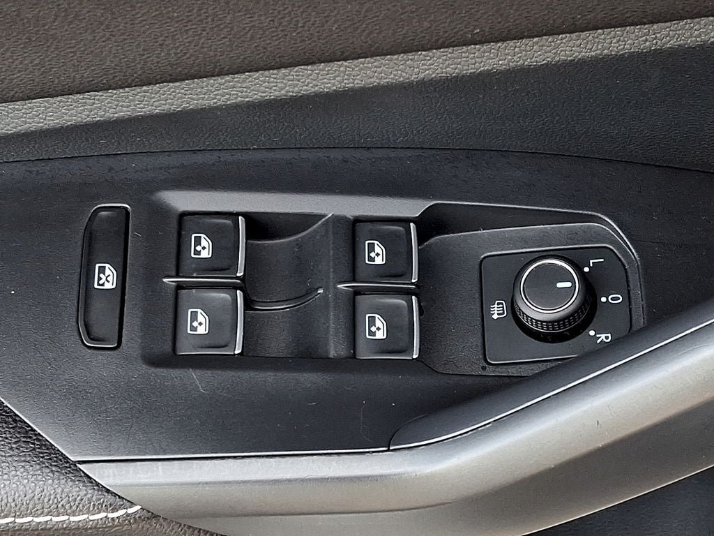 Certified 2023 Volkswagen Jetta S FWD image 26