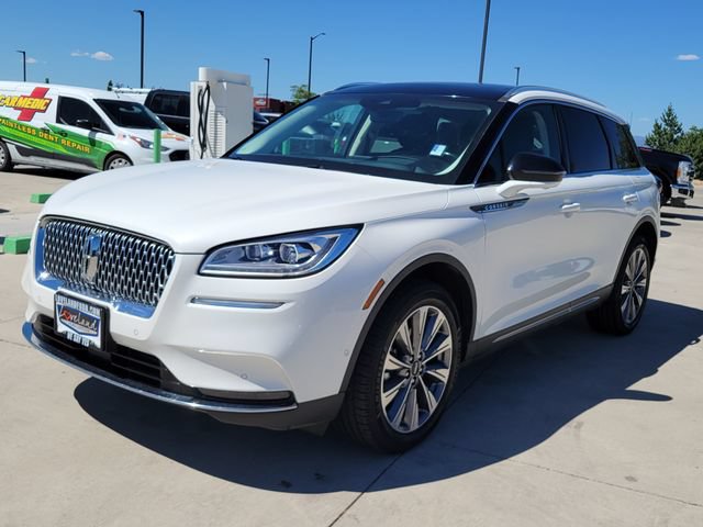 Used 2020 Lincoln Corsair Reserve w/ Equipment Group 201A FWD image 4