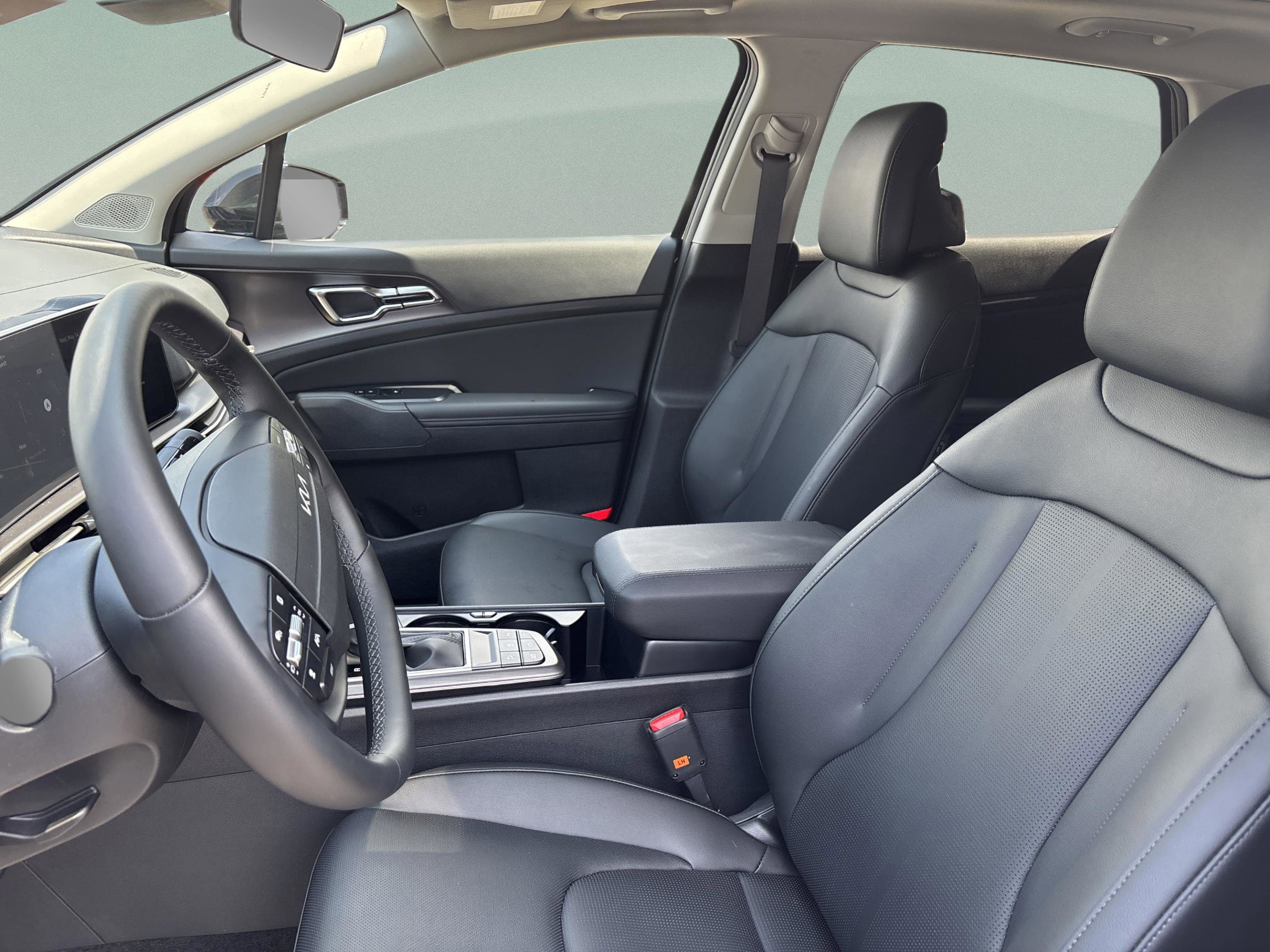 New 2026 Kia Sportage SX image 11