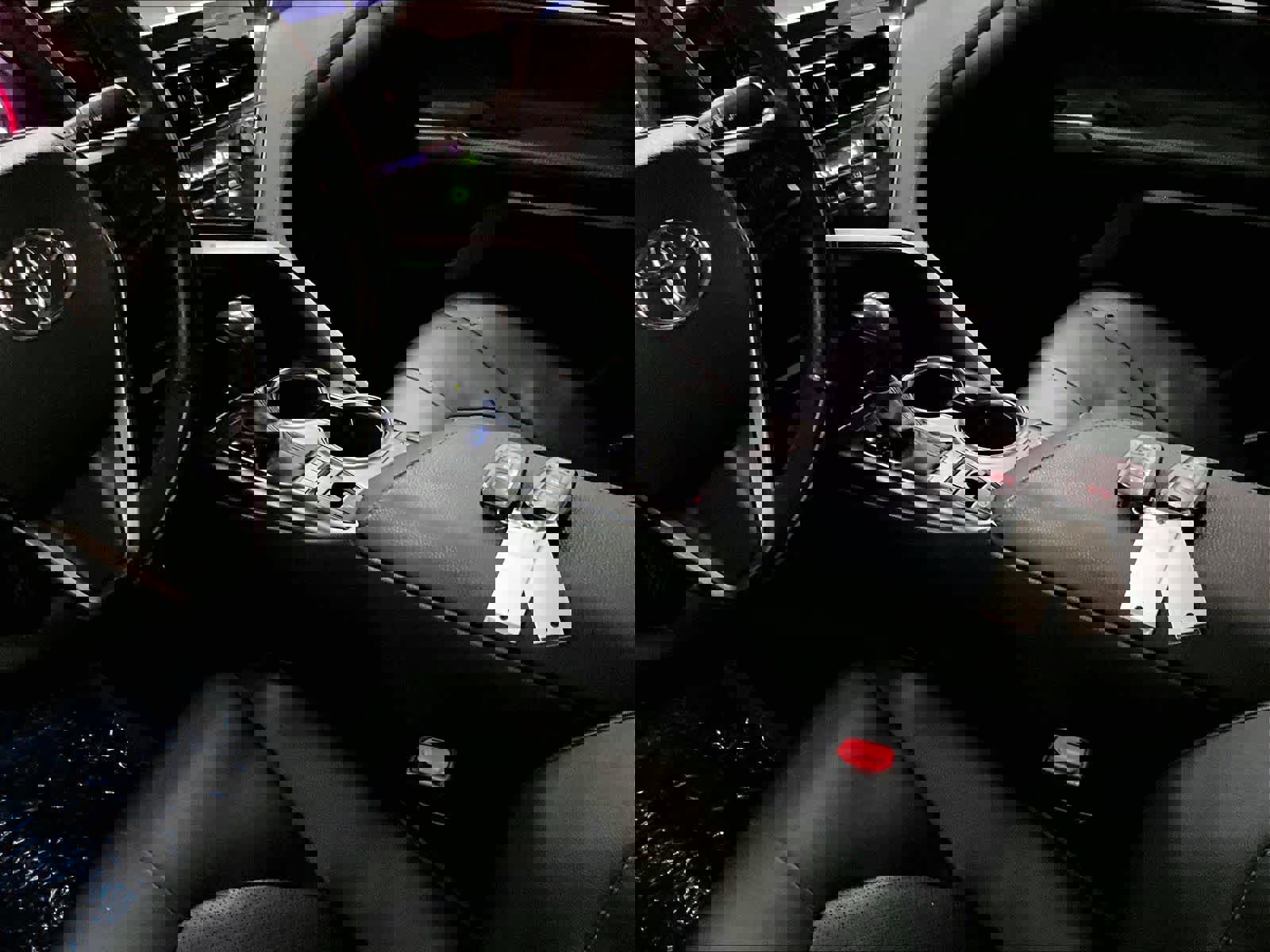 Used 2022 Toyota Camry XSE FWD image 18