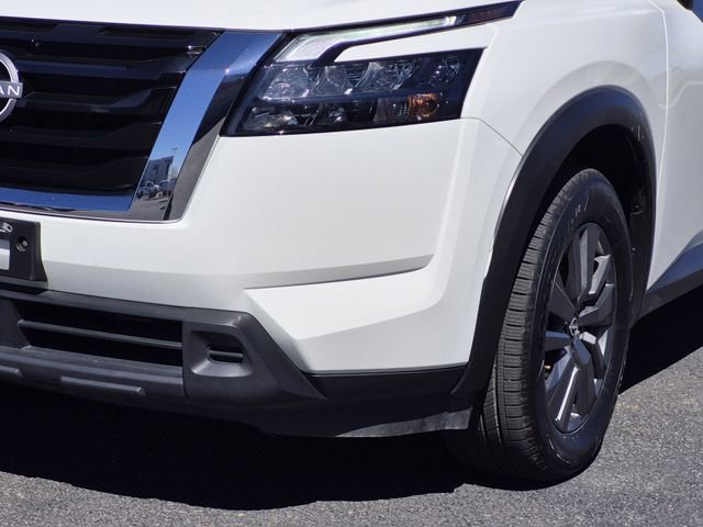 Used 2025 Nissan Pathfinder SV AWD/4WD image 5
