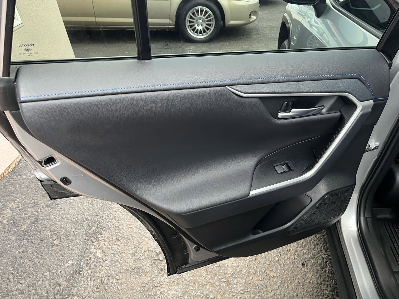 Used 2025 Toyota RAV4 XSE w/ Weather Package image 29