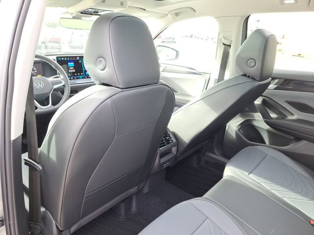 New 2026 Volkswagen Tiguan SE AWD/4WD image 20