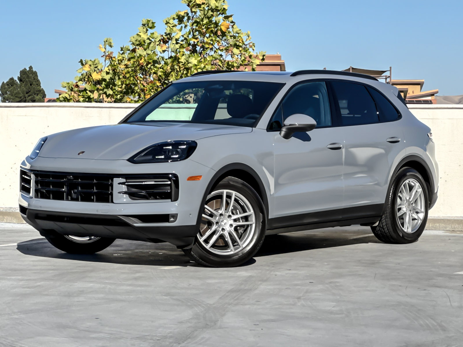 Certified 2026 Porsche Cayenne AWD/4WD image 2