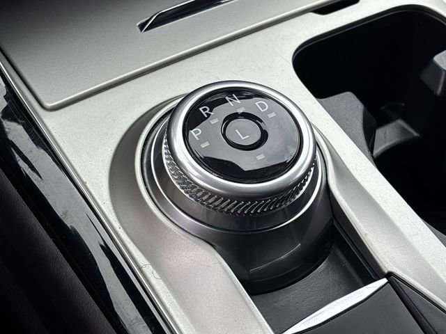 Used 2024 Ford Explorer ST-Line w/ Class IV Trailer Tow Package AWD/4WD image 30