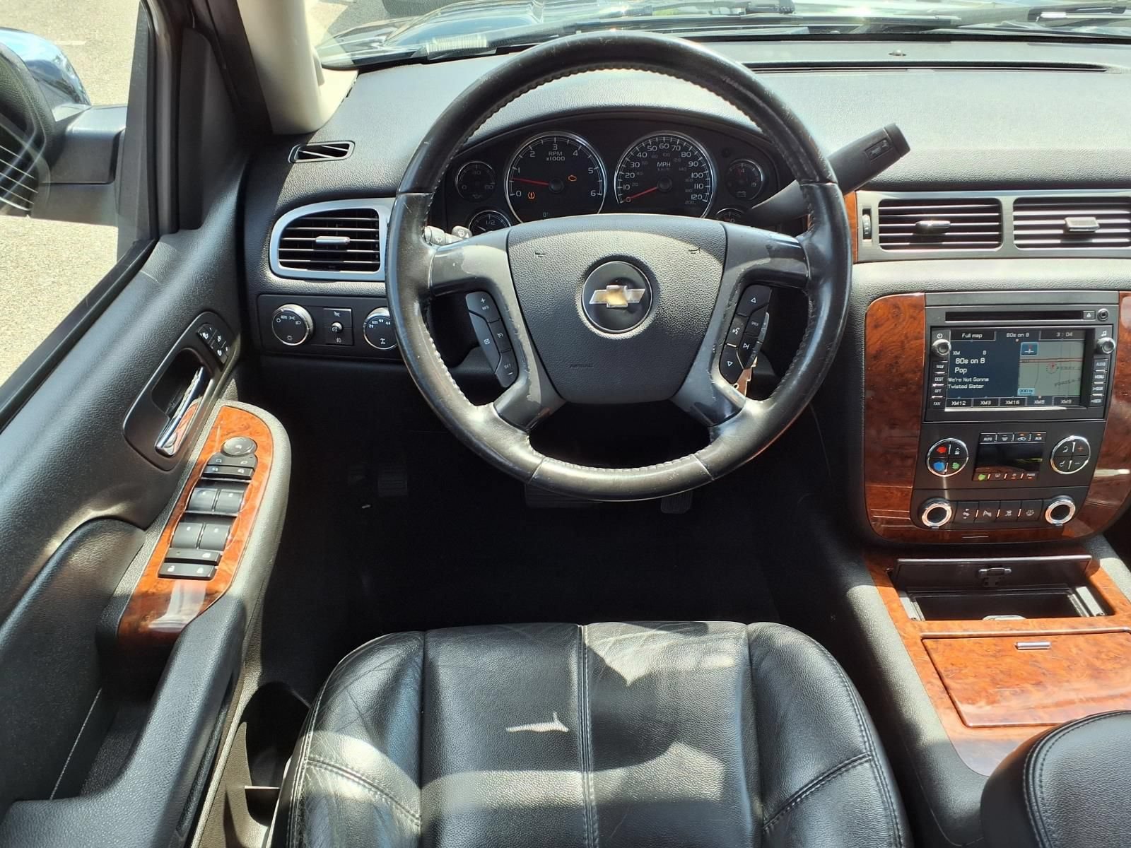 Used 2007 Chevrolet Tahoe LTZ w/ LTZ Preferred Equipment Group AWD/4WD image 11