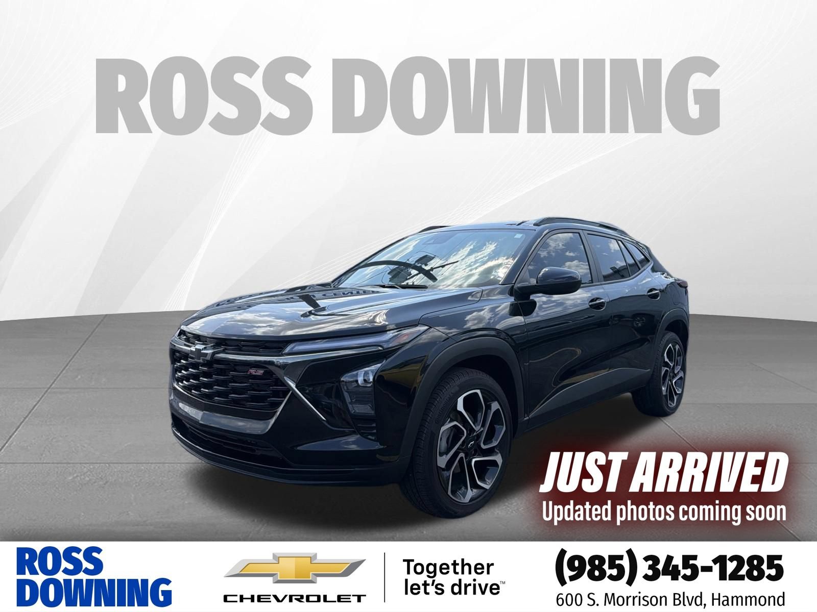 Used 2025 Chevrolet Trax RS w/ Sunroof Package FWD image 1